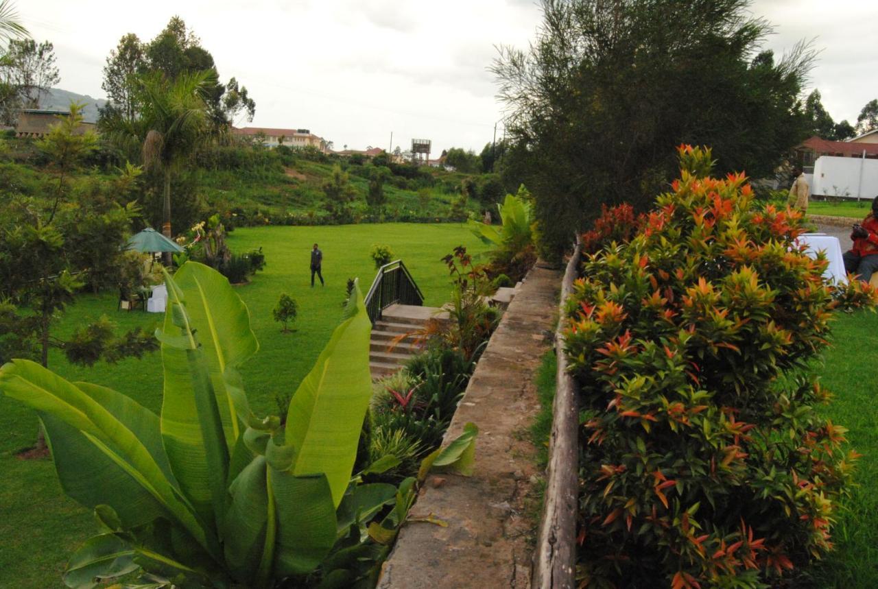 Riverside Resort Hotel Kabale Exterior foto